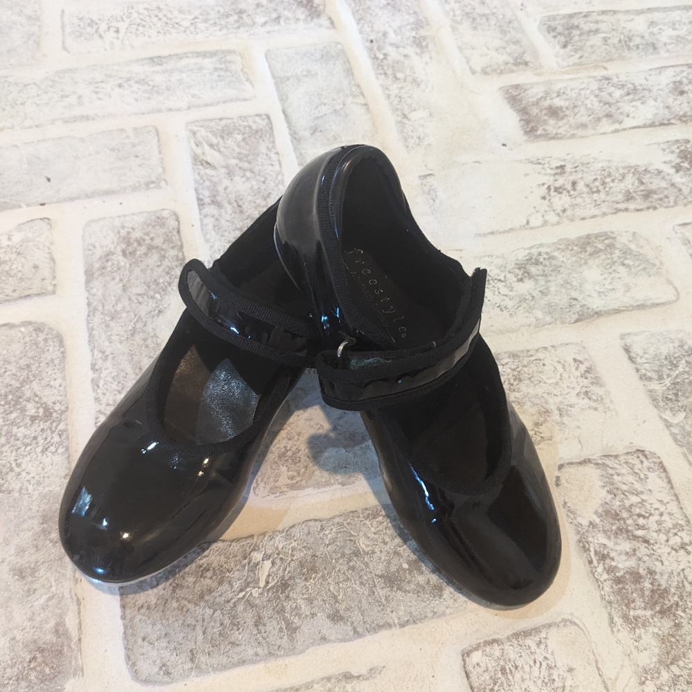 Freestyle tap shoes, size 13